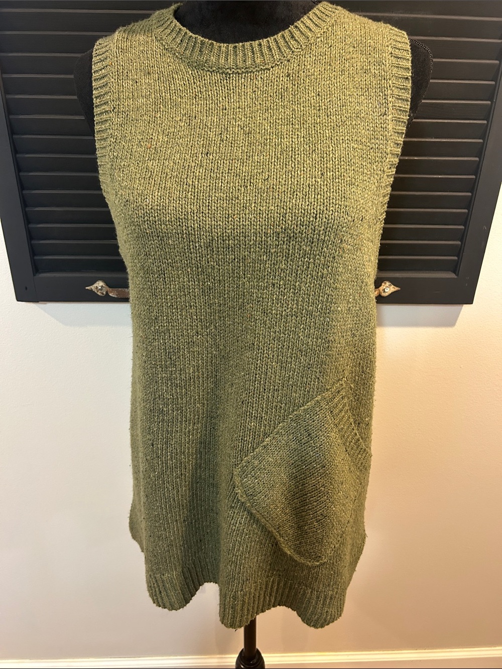 ODDY Olive Green Crewneck Knit Sleeveless Tunic